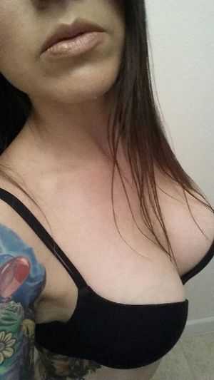 Girlfriends Stolen Pics