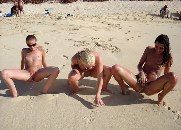 peeing on beach