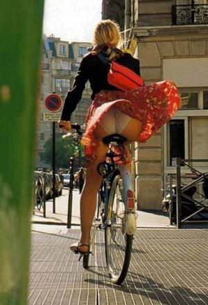 hot-girls-riding-bicycles-0035