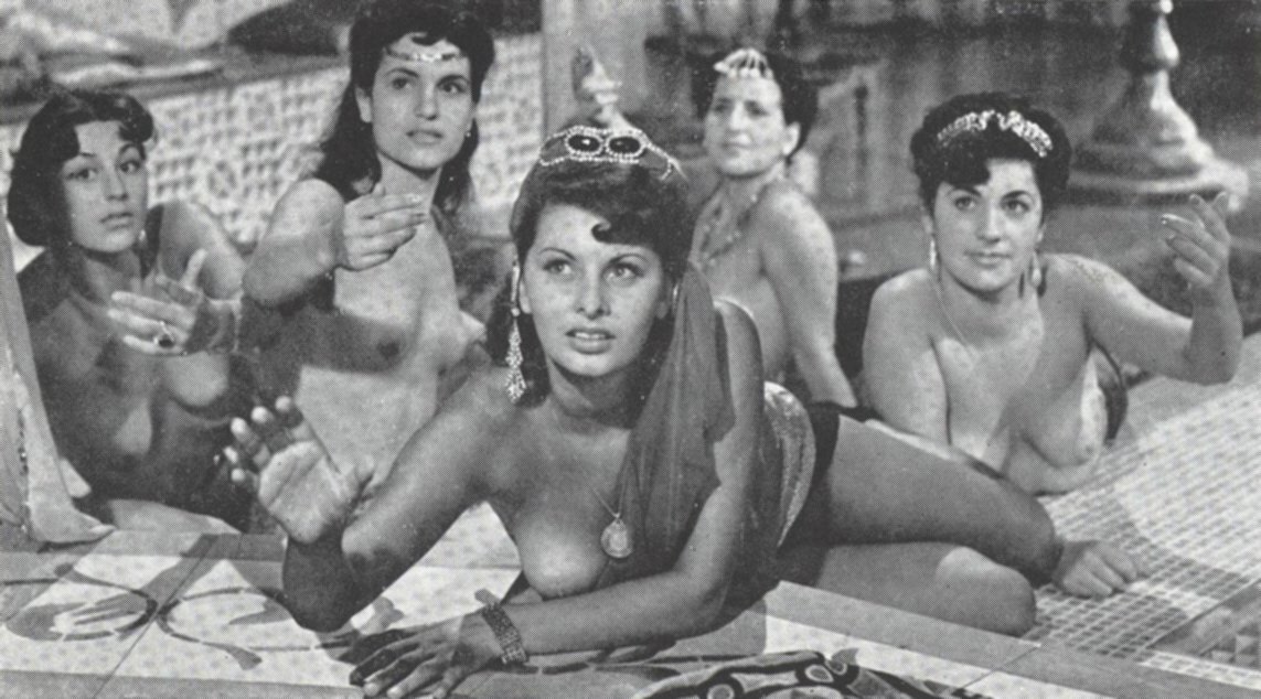 Sophia Loren in Era lui… sì! sì! from 1951