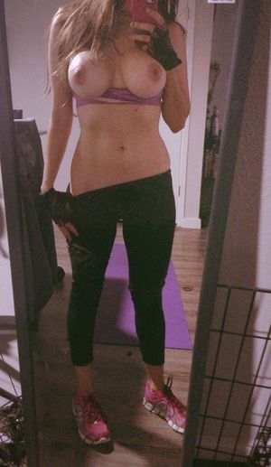 Girlfriends Stolen Pics