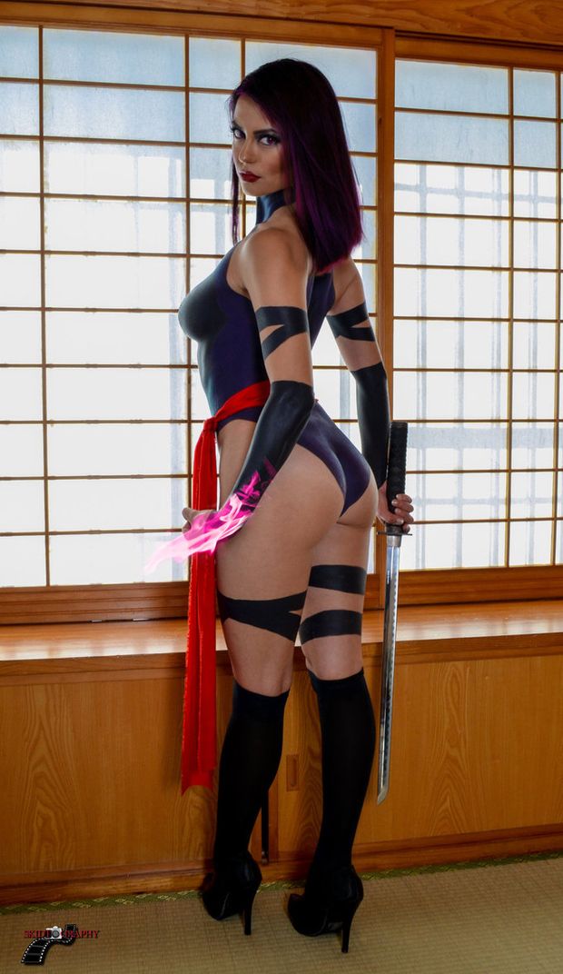 Hot Cosplay psylocke