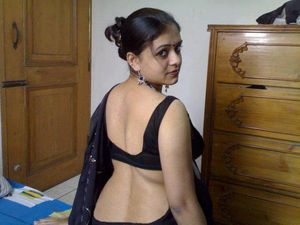 My Horny Aunty Want Your Dick