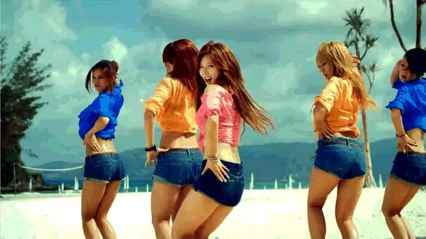 Hyuna BubblePop Dance