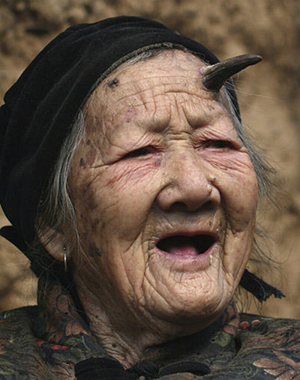 That horn looks real to me…