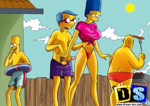 Milhouse & Marge Simpson