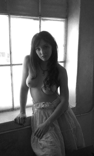 Veronica Black and Withe