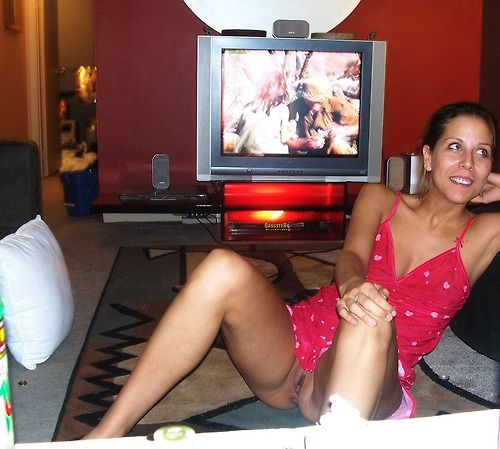 Upskirt Pussy Pics