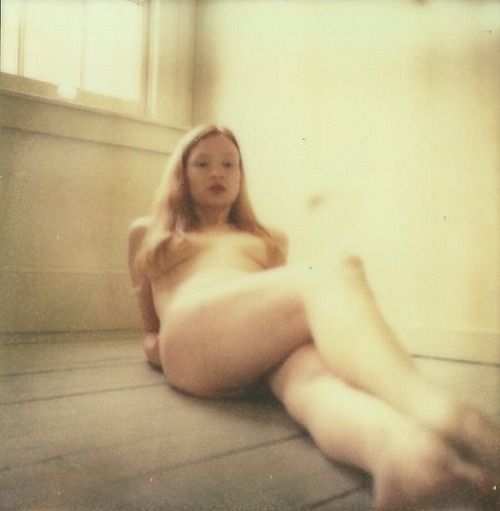 parlas:
parlas.tumblr.com GOLD BLURRED ‘\ \