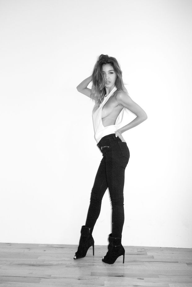 Ashley Sky new Terry Richardson pics
