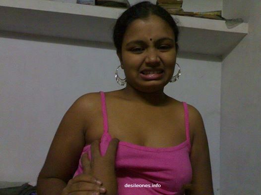 MMS of Rich plumy Big brown nipples of Busty Indian Owner Aunty