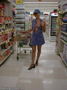 Slutty Girlfriend flashing tits in public