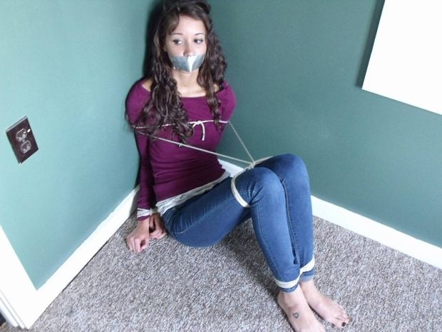 miley, floor, tapegag