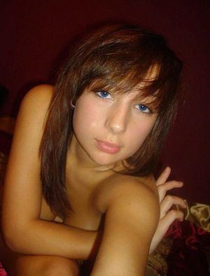 Sexy Amateur With Blue Eyes
