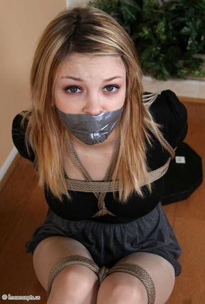 bree daniels, floor, tapegag