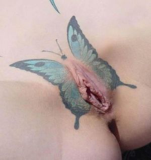 Photographs of sexy girls and their pussy with tattoos