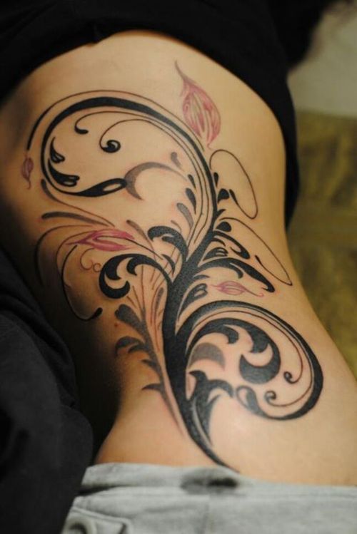 Sexy girls with tattoos