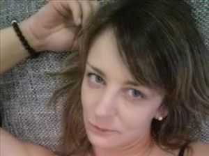 Spontan ist immer gut!Alter: 30, Haarfarbe: Braun, Figur: SchlankHobbys: Neben meinem Hobby Amateur-Pornos zu drehen,liebe ich es mich vor der Cam zu zeigen,nette Chats bzw Gespräche zu führen oder zu telefonieren.Natürlich mache ic... Cont