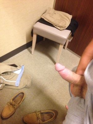 So horny while changing