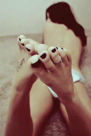 Female foot fetish gorgeous.