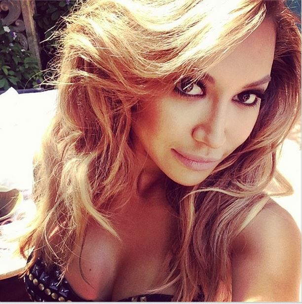 naya rivera bongojeans selfie
