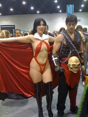 Mom goes to comic con