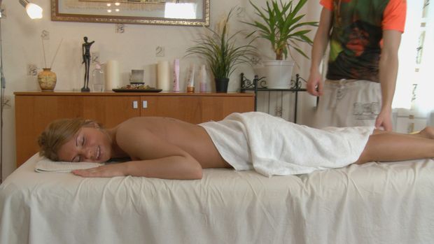 Teen Gets Erotic Massage And Dick