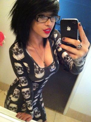 Hottest goth selfie ever