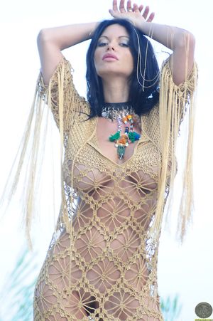 Veronica Zemanova Indian