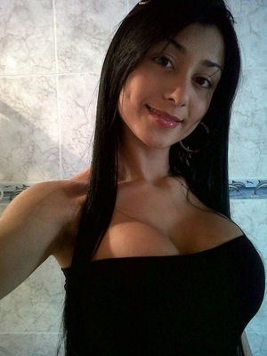 vaya tetazas tiene la muy zorra!