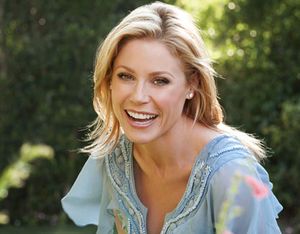 julie bowen