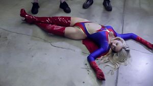 Sunder starring Jacqui Holland