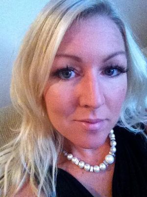 MILF that lives in same block as me