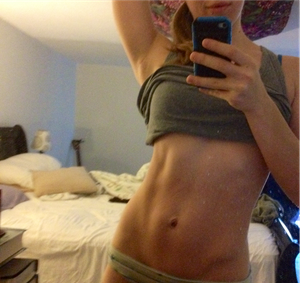 slowrub:livingout-someotherdream:Ayyyyy.Whoa!!