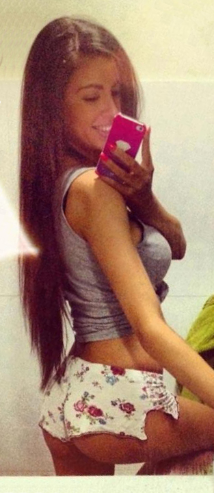 Ass selfie
