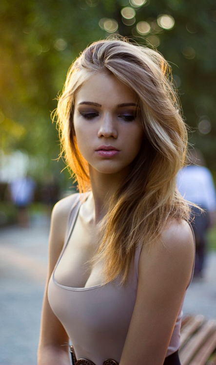 Pics Of Hot Babes
