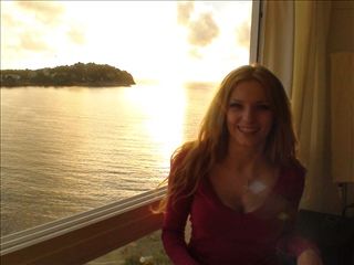 Candy-Melody hat 1 neuen Videoclip im Profil!
