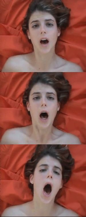 I Came To This Video The First Time I Saw It - This Cutie Fucks Herself Real Well And Cums Hard