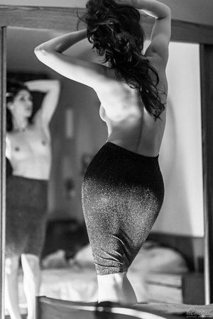 Reflections of an Effortless SENSUALITY