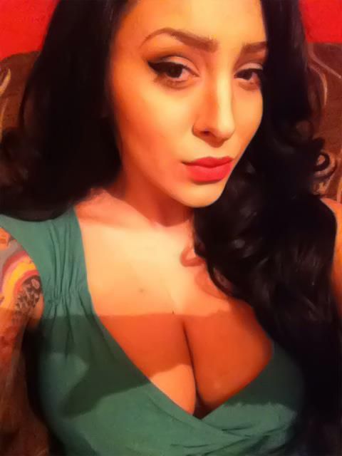 Her hot selfshots