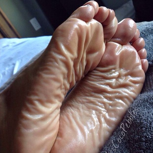 smelly,wet n wrinkly