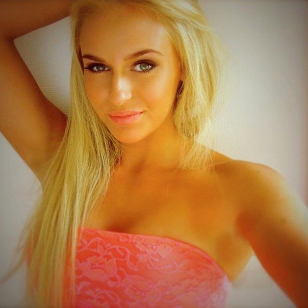 Anna Nystrom is a hot blonde barbie babe.