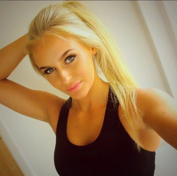 Hot blonde barbie fitness chick Anna Nystrom.
