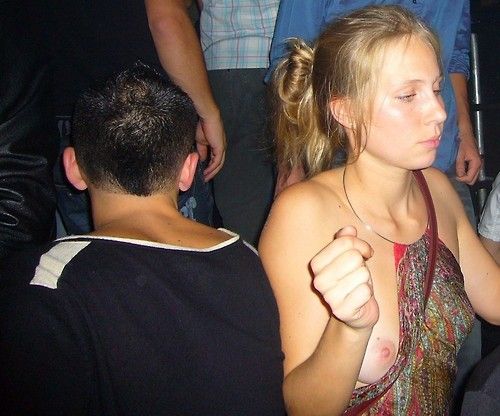 peek a boob
