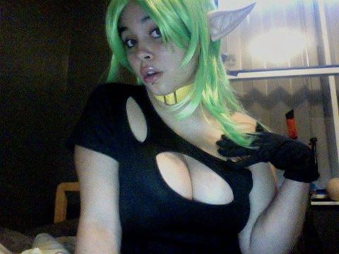 cosplay nerdy babe