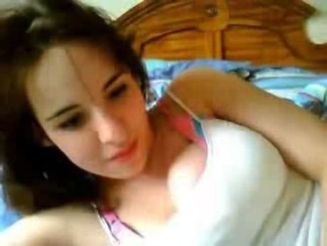 Teen Masturbates on Omegle