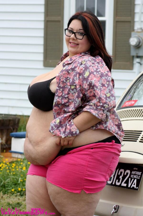 This BBW Wants to Take You Home and Make You Her Boy Toy