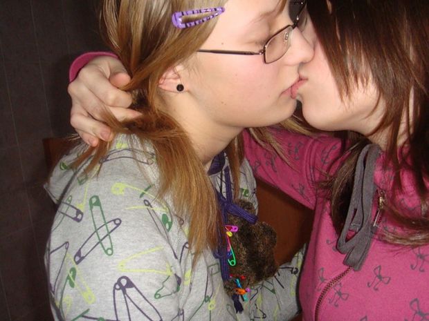 Girlfriends 1