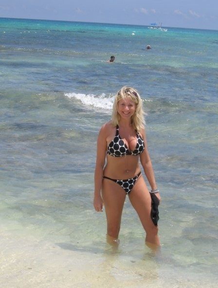 NaughtyOver40.com - The Worlds Naughtiest Mature Dating Site!