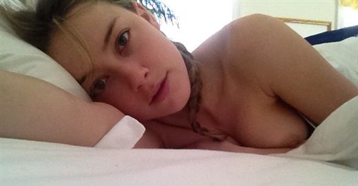 Amber Heard Nude Cell Phone Photos Leaked